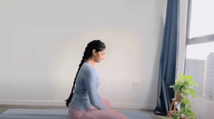 20-Min Therapeutic Beginner Yoga: Unlock Your Hips & Relieve Lower Back Pain
