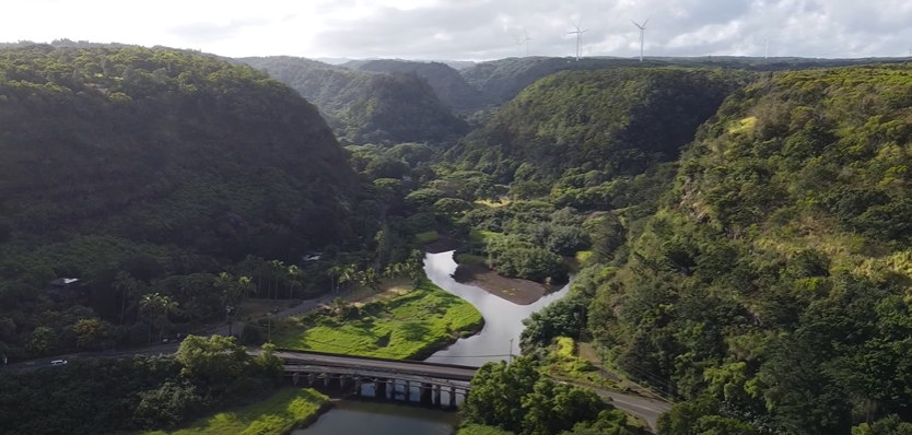 4K  North Shore Hawaii from Above
