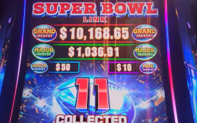 Super Bowl Link Slot - BIG WIN 1050x my bet, rare MAJOR WON